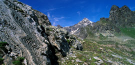 Environnements calcaires de haute altitude autour du Lac Tsan